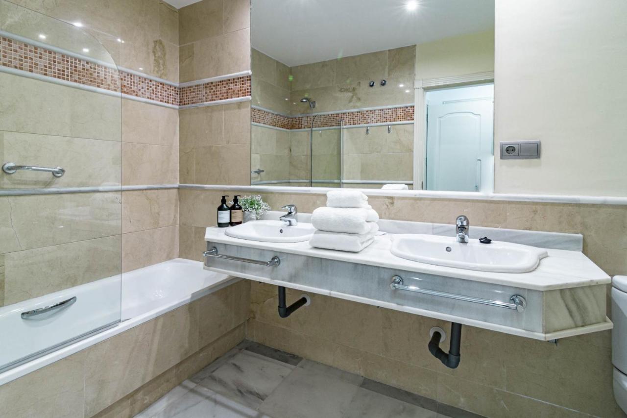 Fa- Luxury 2 Bedroom Apt Fuente Aloha Marbella Luaran gambar